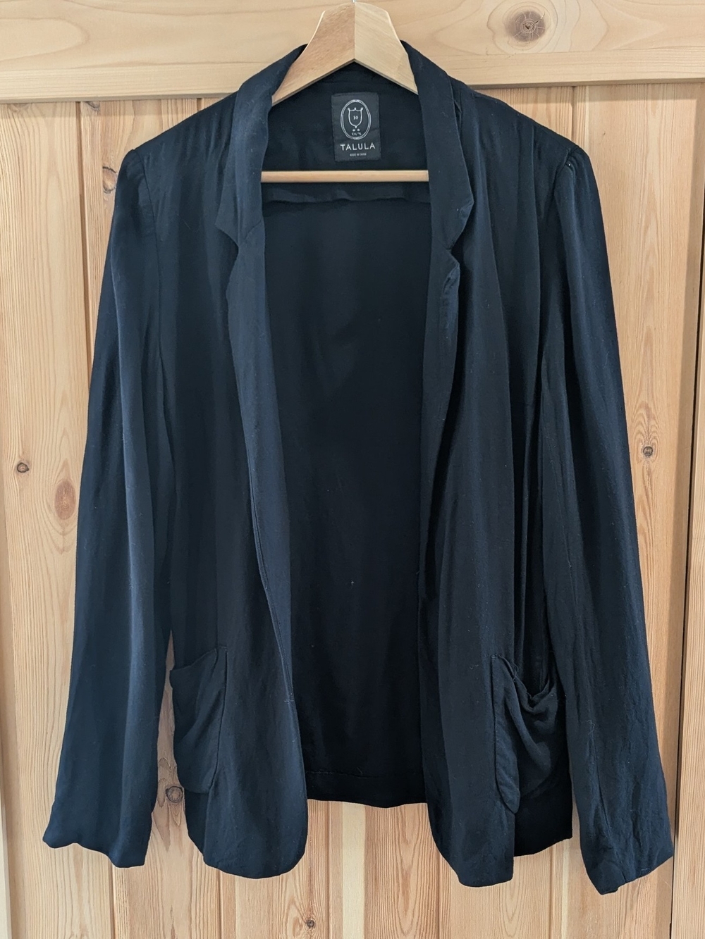 Talula Black Open-Front Blazer - Picture 2 of 8